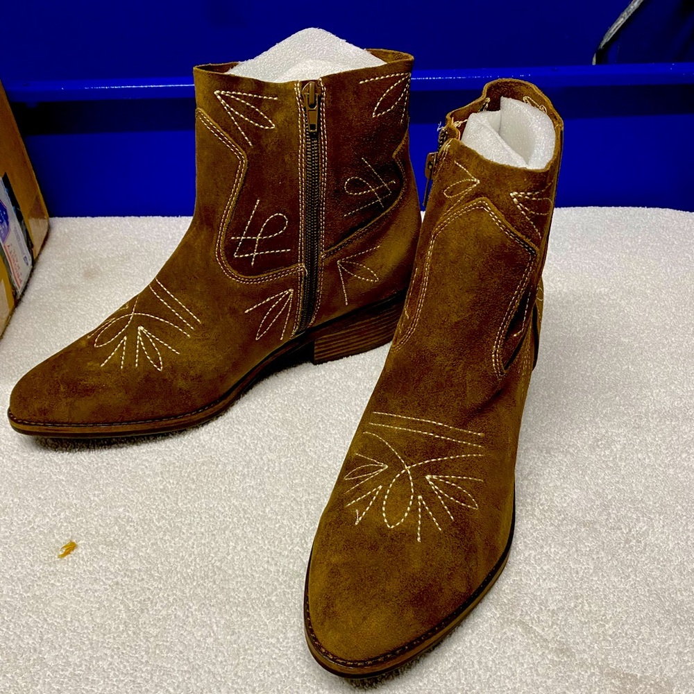 Lucky Brand Floriniah Side Zip Oiled Suede Ankle Boot 12M